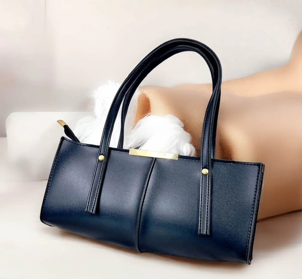 Black Eva Shoulder Bag
