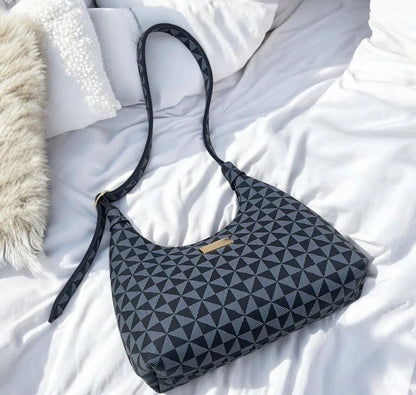 Black Amber Blush